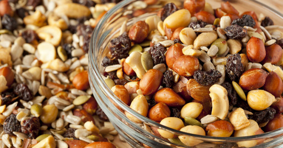 Tired of Processed Snacks? 5 Healthy and Delicious Alternatives